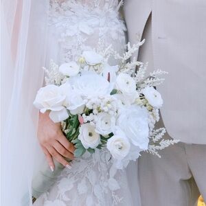 Elegant White Bridal Bouquet